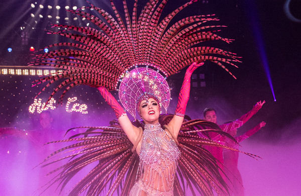 The Hot Ice Show with Two-Course Lunch 